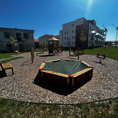 Apartmán U Satoshiho Alamóc Kültér fotó